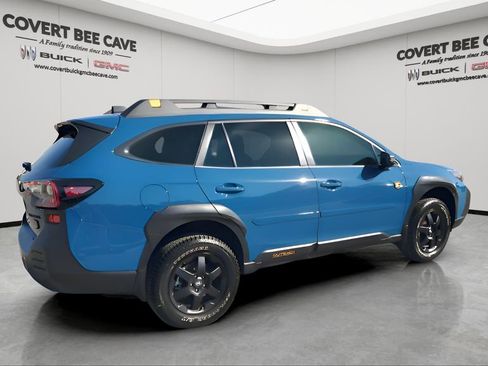 Used 2025 Subaru Outback Wilderness image 10
