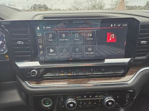 Used 2023 GMC Sierra 1500 Elevation image 18