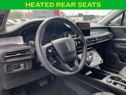 Used 2022 Lincoln Corsair AWD w/ Equipment Group 101A image 18