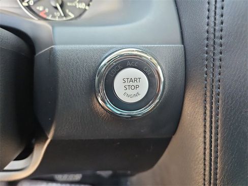 Used 2023 Nissan Armada SL image 17