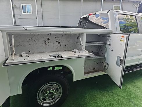 Used 2019 Ford F250 XL w/ Power Equipment Group AWD/4WD image 33
