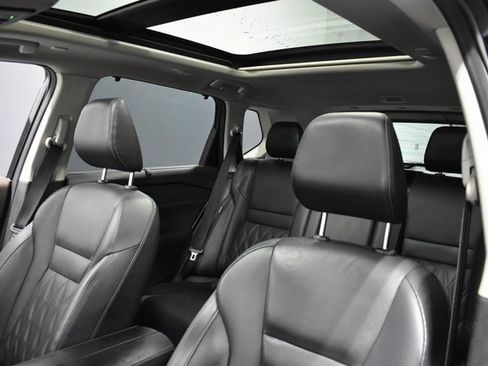 Certified 2023 Nissan Rogue Platinum w/ Platinum Premium Package image 16