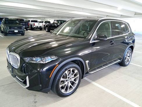 Used 2024 BMW X5 xDrive40i w/ Premium Package AWD/4WD image 1
