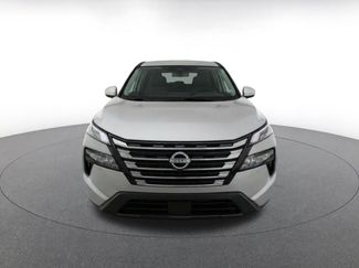 Used 2025 Nissan Rogue SV FWD video 2