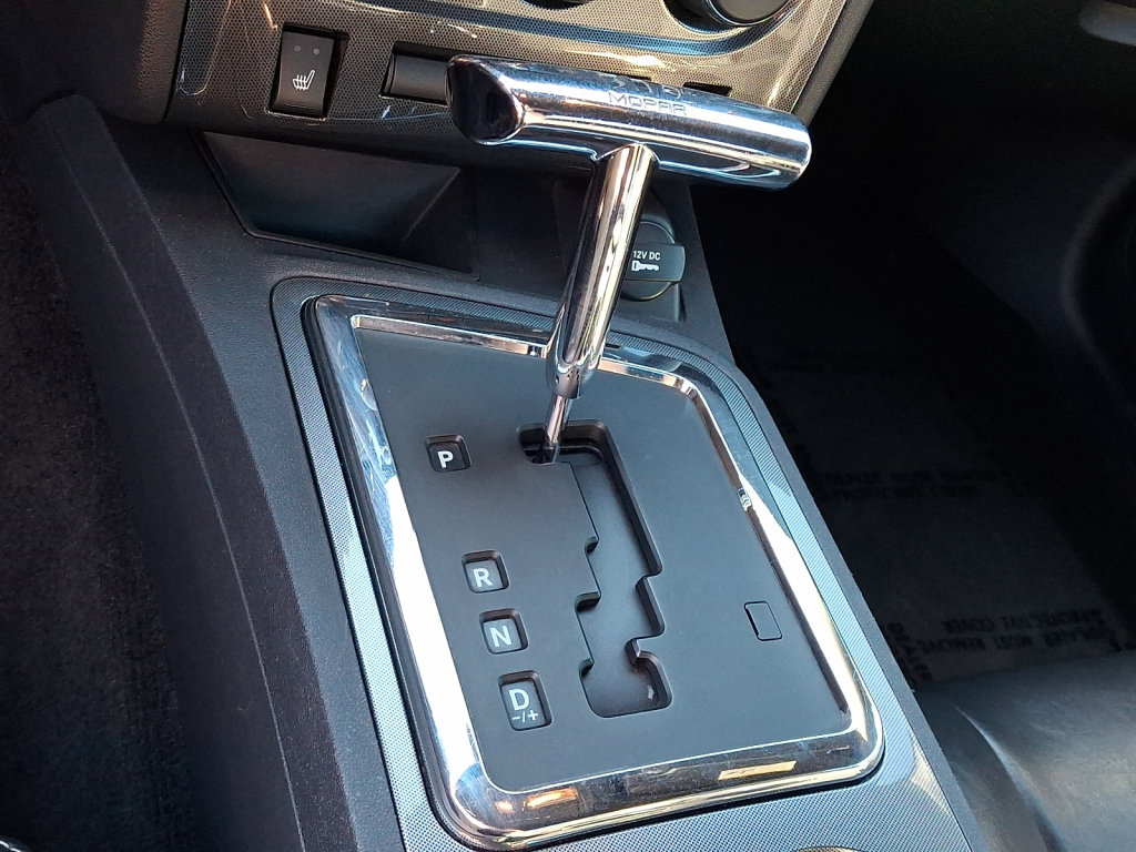 Used 2010 Dodge Challenger R/T RWD image 26