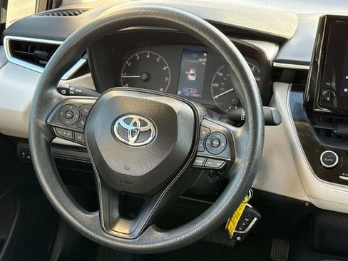 Used 2024 Toyota Corolla LE image 13