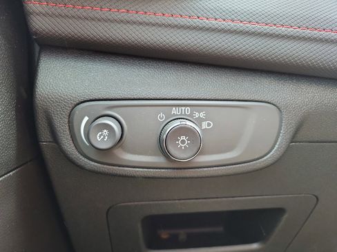 Used 2026 Chevrolet TrailBlazer RS w/ Convenience Package image 25