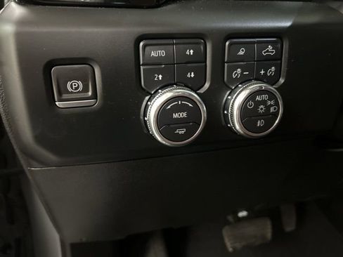 Used 2024 GMC Sierra 1500 Denali Ultimate AWD/4WD image 10
