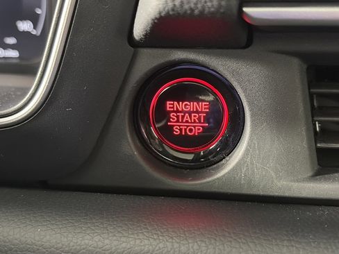 Used 2025 Honda Pilot Elite image 23