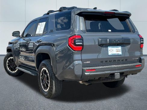 Used 2025 Toyota 4Runner TRD Off-Road AWD/4WD image 33