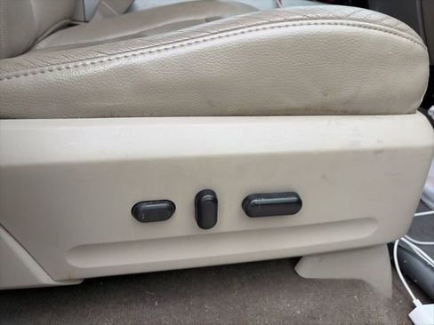 Used 2013 Ford Expedition EL Limited image 39