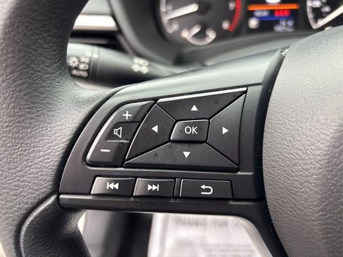 Used 2025 Nissan Altima 2.5 S image 27