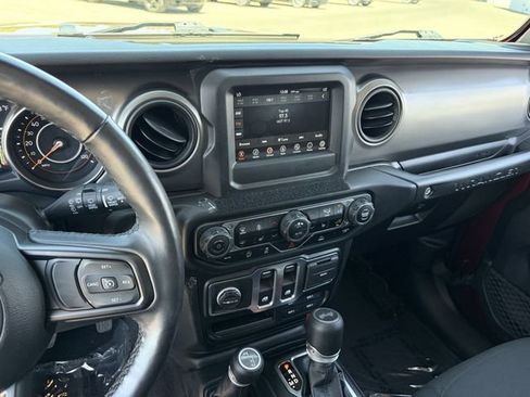 Used 2021 Jeep Wrangler Sport AWD/4WD image 27