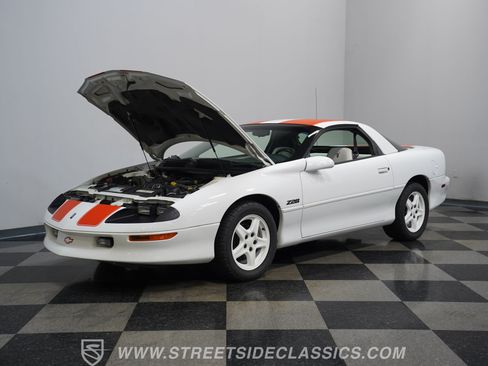 Used 1997 Chevrolet Camaro Z28 w/ Preferred Equipment Group 2 RWD image 31