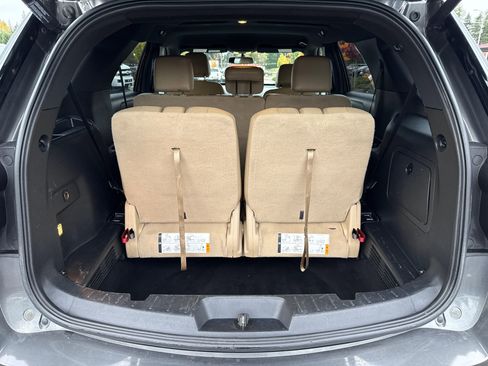 Used 2017 Ford Explorer XLT w/ Equipment Group 202A image 26