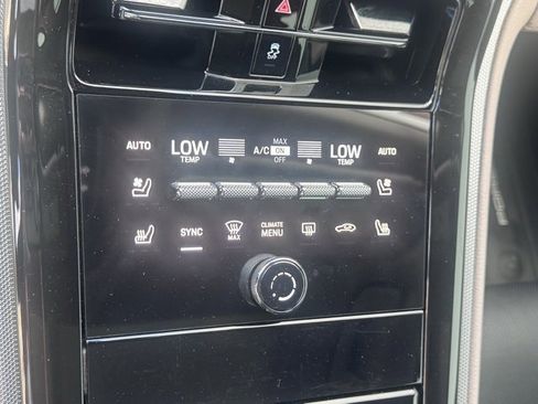 Used 2024 Porsche Panamera 4 image 26