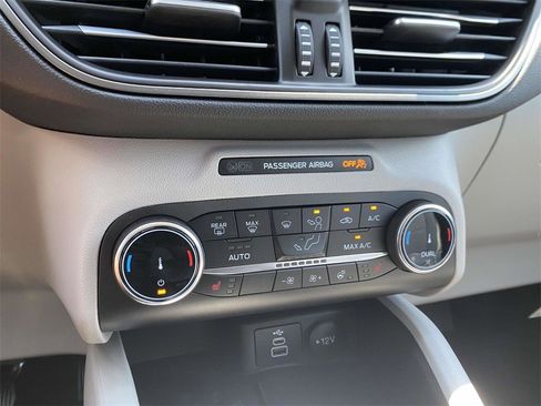 New 2025 Ford Escape Active w/ Cold Weather Package image 16