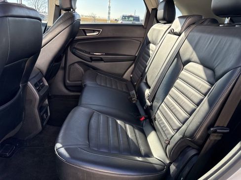 Used 2016 Ford Edge SEL w/ Equipment Group 201A image 22
