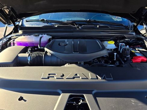 New 2026 RAM 1500 Big Horn AWD/4WD image 13