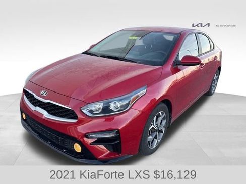 Used 2021 Kia Forte LXS image 4