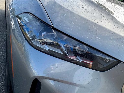 Used 2024 BMW X5 xDrive40i w/ Premium Package image 52