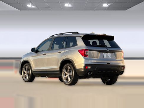 Used 2019 Honda Passport Touring image 3