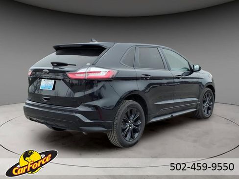 Used 2022 Ford Edge SE w/ Black Appearance Package image 9