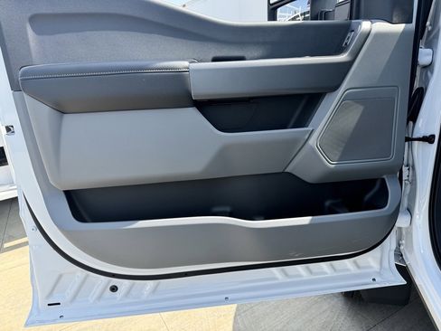 New 2024 Ford F550 4x4 Regular Cab Super Duty image 11