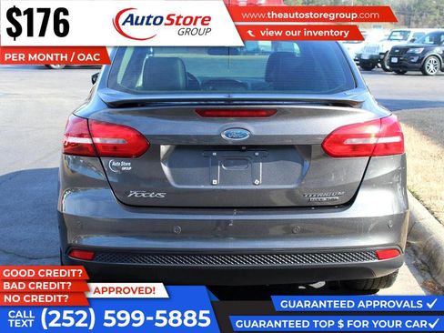 Used 2015 Ford Focus Titanium image 7