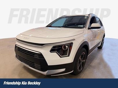 Used 2025 Kia Niro LX