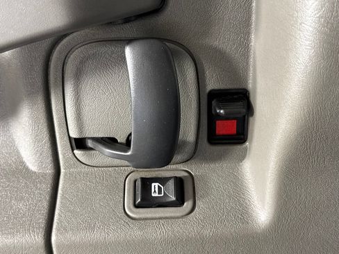 Used 2020 GMC Savana 2500 w/ Driver Convenience Package RWD image 24