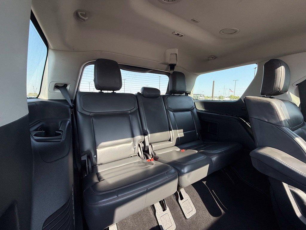 Used 2025 Ford Expedition Active AWD/4WD image 30