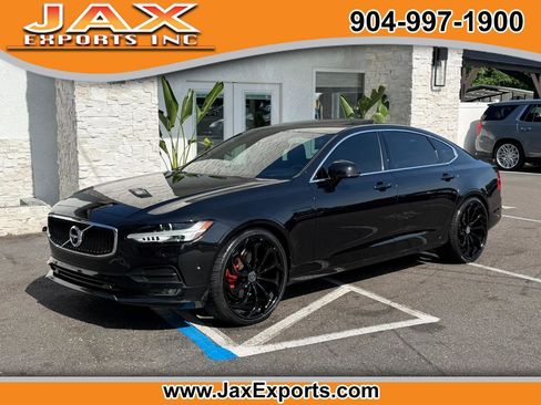Used 2018 Volvo S90 T5 Momentum w/ Convenience Package FWD image 1