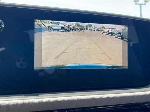 New 2025 Buick Envista Avenir image 18