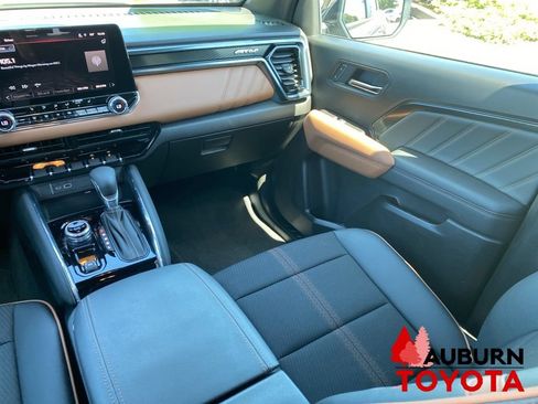 Used 2025 GMC Canyon AT4 AWD/4WD image 26