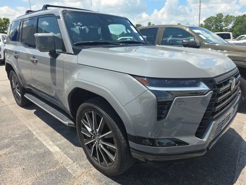 Used 2024 Lexus GX 550 w/ Accessory Package (2T) AWD/4WD image 1