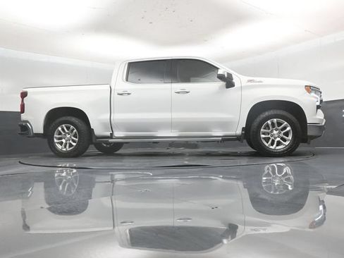 Used 2023 Chevrolet Silverado 1500 LTZ w/ LTZ Convenience Package II AWD/4WD image 50
