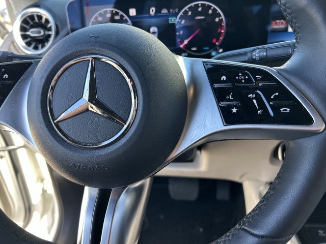 Used 2026 Mercedes-Benz GLA 250 4MATIC image 29