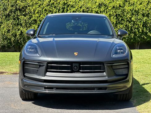 New 2026 Porsche Macan GTS AWD/4WD image 11