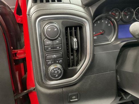 Used 2019 Chevrolet Silverado 1500 LT w/ All-Star Edition AWD/4WD image 13