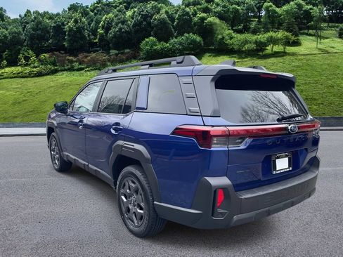 New 2026 Subaru Outback Premium w/ Premium/Limited Package AWD/4WD image 3
