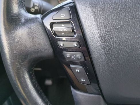Used 2022 Nissan Armada SL w/ Midnight Edition Package RWD image 29