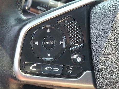 Used 2018 Honda Civic Touring image 23