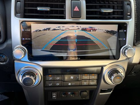 Used 2015 Toyota 4Runner Limited AWD/4WD image 11