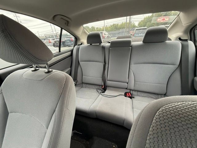 Used 2018 Subaru Legacy 2.5i Premium AWD/4WD image 9