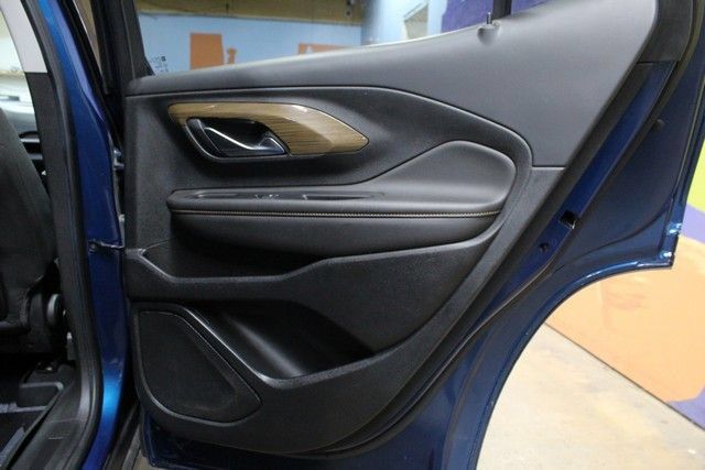 Certified 2020 GMC Terrain SLE FWD image 11