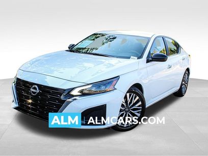 Used 2025 Nissan Altima 2.5 SV