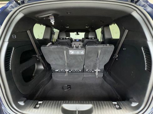 Used 2018 Chrysler Pacifica Touring-L Plus w/ S Appearance Package FWD image 24