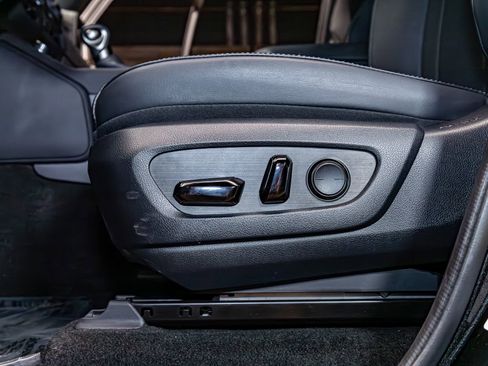 Used 2024 Lexus GX 550 w/ Cold Area Package image 21