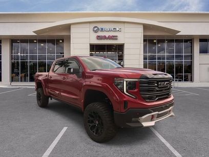 New 2025 GMC Sierra 1500 AT4 w/ Technology Package